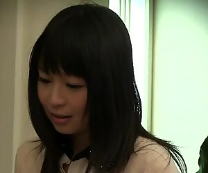 Penn ung japansk kone massasje med libido olje ender knullet jav porno