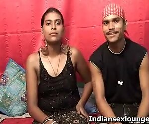 Desi Naina With Hot Vikki